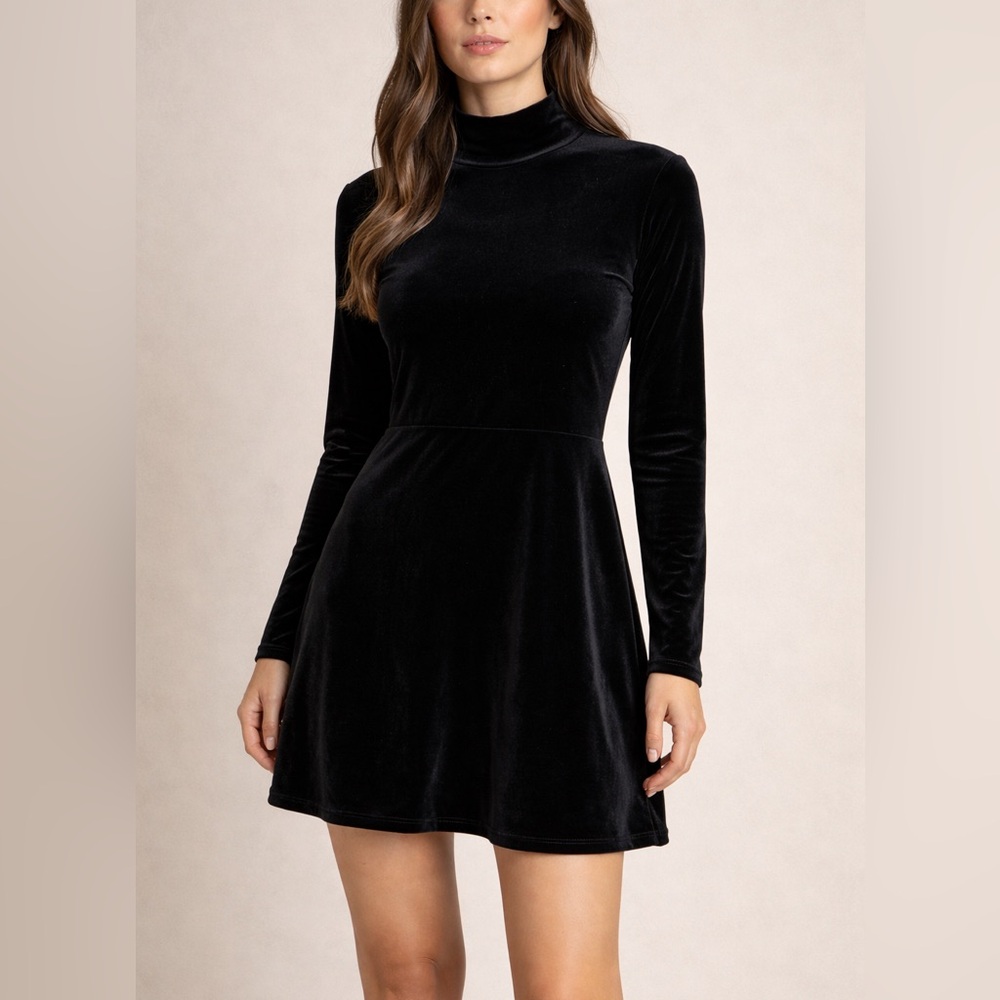 Rachel Black Velvet Long-Sleeve Mock Neck Dress size medium velour